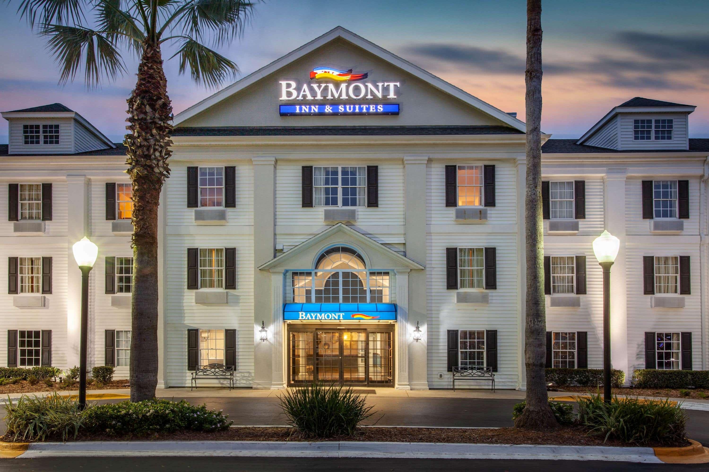 Baymont By Wyndham Jacksonville/Butler Blvd Buitenkant foto